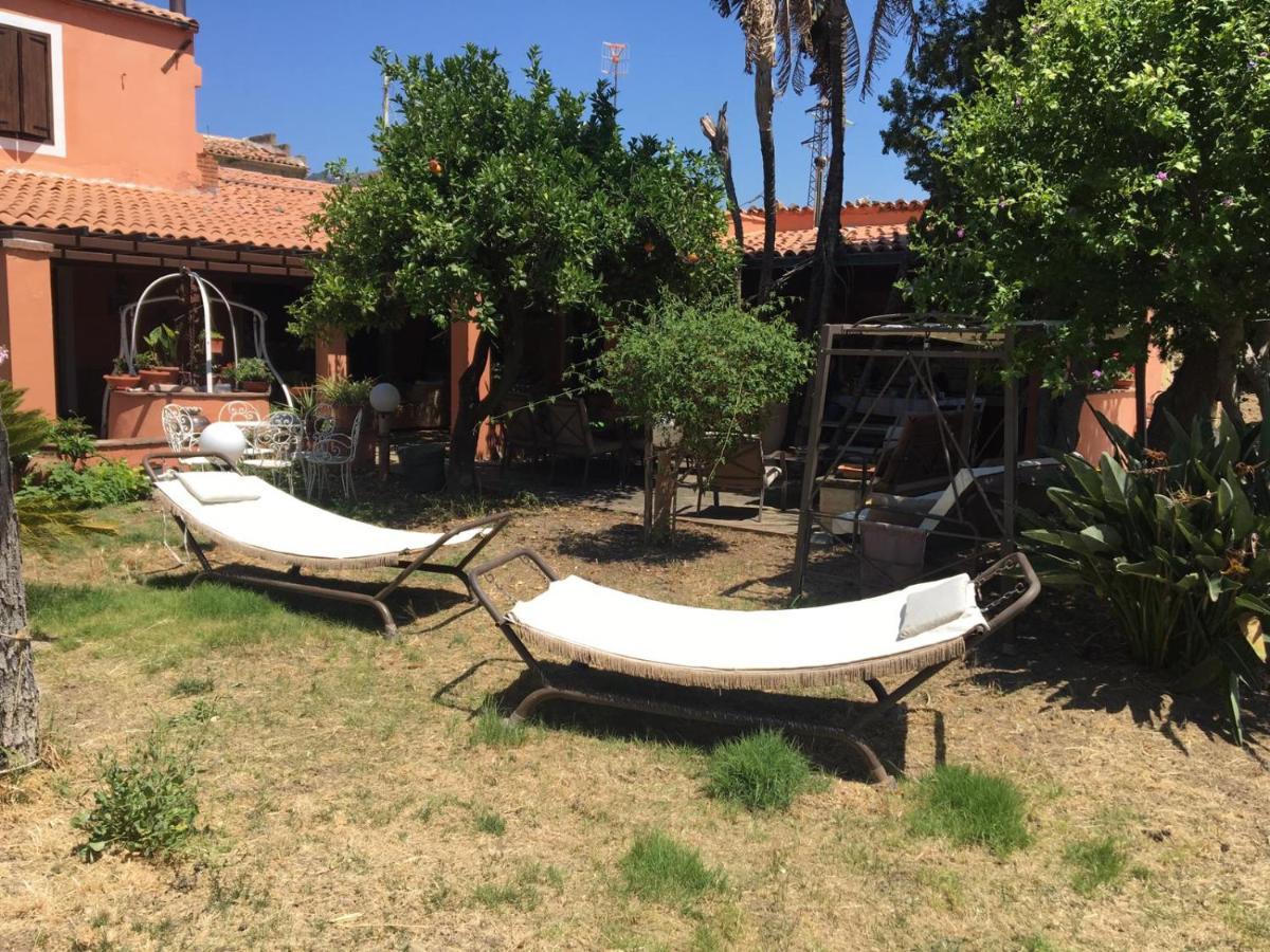 B B Casa Vacanze Il Pino Di Pino Lascari Buitenkant foto